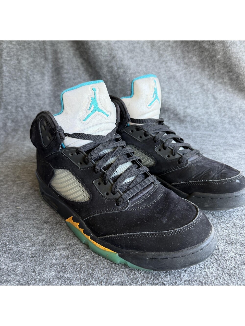 Air Jordan 5 Retro "Aqua" Mens Size 10.5 Black Suede Sneakers DD0587-047